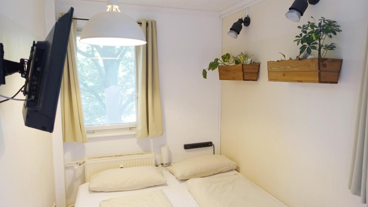 1 Zimmer In Wohngemeinschaft, Netflix, Premium Kabelfernsehen, Kueche Apartman Berlin Kültér fotó