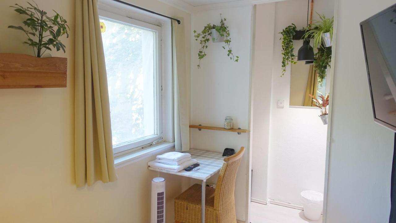 1 Zimmer In Wohngemeinschaft, Netflix, Premium Kabelfernsehen, Kueche Apartman Berlin Kültér fotó